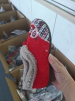 Liquidation d'usine : Chaussons d'hiver en coton pour personnes âgées, brodés, chauds, respirants, amortissants, antidérapants, tailles 36-41, à 1,11 $