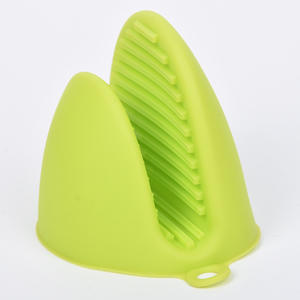 Gants en silicone résistants à la chaleur avec clip <span class=keywords><strong>de</strong></span> poignée <span class=keywords><strong>de</strong></span> casserole anti-brûlure Four à haute température Utilisation <span class=keywords><strong>de</strong></span> la cuisine au micro-ondes Style imprimé - Product Image 1