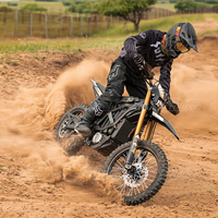 Pneu avant Surron 2026 : 70/100-19 Pneu arrière : 3.00-18  Moto électrique tout-terrain en alliage d'aluminium forgé