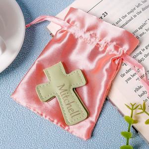 Marque-pages magnétiques personnalisés en similicuir gravé au laser, marque-pages de lecture en forme de croix vierges en cuir PU pour cadeau - Product Image 6