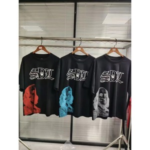 Camiseta Oversize de Algodón 100% para Hombre con Estampado de Diamantes de Imitación y Efecto Desgastado, Manga Corta, Lavado Ácido, Estilo Urbano, Colección Otoño - Product Image 3