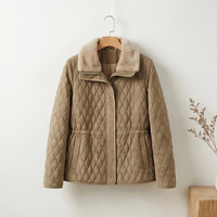 Veste en cuir élégante avec garniture en fourrure, manteau matelassé court cintré pour femme, pour le bureau et le quotidien