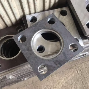 Bride en acier forgé sur mesure de qualité supérieure, en acier au carbone classe 150-2500, service OEM ODM - Product Image 1