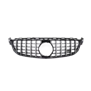 Grille de style C63 AMG 15-18 en noir brillant/argenté W205 C63 - Product Image 2