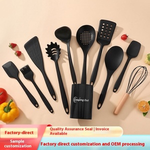 Ensemble d'ustensiles de cuisine en silicone 11 pièces pour la cuisson, résistant à la chaleur, comprenant cuillères à soupe et spatules - Product Image 2