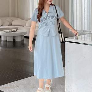 Ensemble jupe décontractée d'été grande taille pour femme Runqi N8593 – Haut polo à col et jupe midi évasée en tissu Oxford de coton avec fermeture éclair - Product Image 2