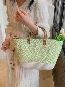 <span class=keywords><strong>Sac</strong></span> fourre-tout polyvalent <span class=keywords><strong>en</strong></span> polyester tressé avec poignée <span class=keywords><strong>en</strong></span> <span class=keywords><strong>paille</strong></span>, style rétro, pour femme, idéal pour la plage, fermeture ouverte, collection 2026, vente chaude - Product Image 2