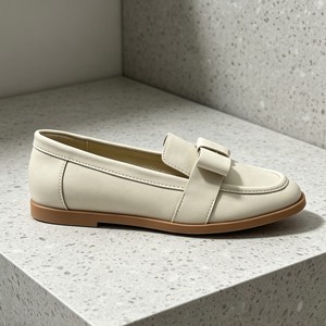Factory Direct Sale Factory Price High-end Simplicity Light Weight Best-selling Leather <b>Flats</b> Shoes for Women - Product Image 5