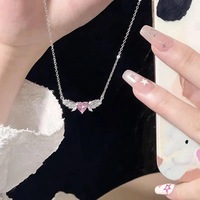Collier Cœur en Tungstène Ailes d'Ange Style Féerique pour Femme, Pendentif Élégant et Doux, Luxe Léger, Tendance Instagram