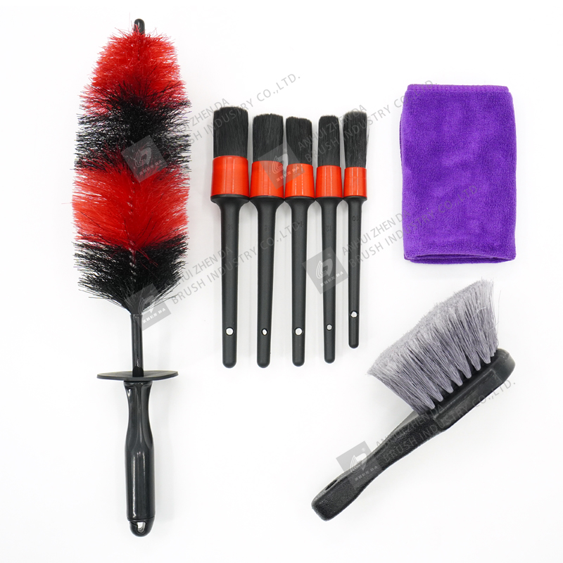 Multifunctional 8 Pcs Foaming Car Wash Brushor Car Detailing Cleaning