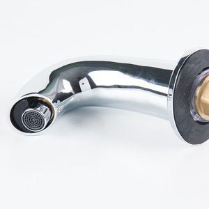 HY-178A ก๊อกน้ำระบบเซ็นเซอร์แบบไม่มีสัมผัสชุบโครเมี่ยมอัตโนมัติดีไซน์ทันสมัยสำหรับห้องครัวอ่างล้างหน้าแบบหลุมเดียวก๊อกน้ำทองเหลือง - Product Image 4