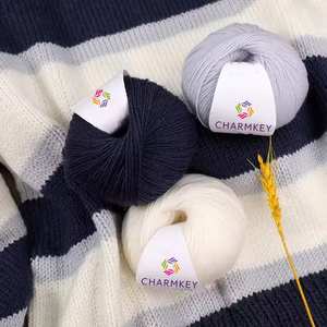 Hot Bán Bé Mềm Mại Ấm Áp Nhiều Màu Sắc Duy Nhất Merino Len <span class=keywords><strong>100</strong></span> Tinh Khiết Len Vừa Dày Sợi Cho Đan Áo Len Khăn - Product Image 4