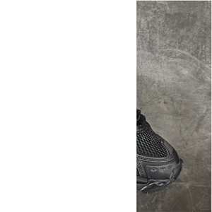 Venta directa de fábrica de zapatillas deportivas negras transpirables de alta calidad 3.0 LED, zapatillas para caminar modernas y lujosas para hombre - Product Image 3
