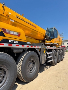 Grúa XCT100 de 100 toneladas usada, bien mantenida, probada y en funcionamiento, precio asequible, grúas usadas de 100t, 130t, 160t, 200t en venta a bajo precio - Product Image 5