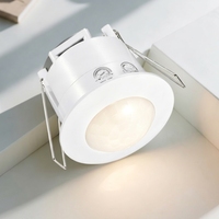 Détecteur de mouvement infrarouge 360° encastré avec temporisation et luminosité réglables, installation encastrée pour usage intérieur