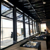 Ventana Plegable de Aluminio con Diseño de Rejilla Vertical Insonorizada para Bares, Tiendas y Cafeterías