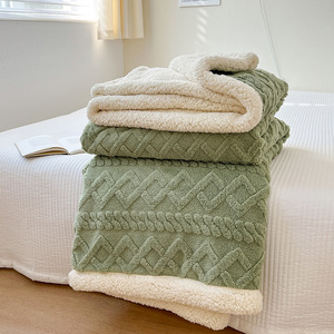 Couverture <span class=keywords><strong>Sherpa</strong></span> épaissie à double couche rayée de couleur unie de <span class=keywords><strong>grande</strong></span> <span class=keywords><strong>taille</strong></span> en tricot épais floue - Product Image 6