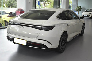 รถยนต์ปลั๊กอินไฮบริด BYD Seal 06 DM-i 1.5L 80 กม. สี่ประตู ห้าที่นั่ง ปี 2024 - Product Image 6