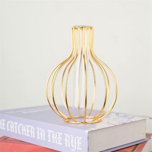 Jarrón de Cristal Transparente para Flores, Decoración Creativa para el Hogar, Soporte de Metal Geométrico para Flores, Florero de Cristal Transparente - Product Image 1