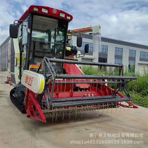 Moissonneuse-batteuse automatisée multifonctionnelle sur chenilles 135 CV pour blé et riz - Product Image 4