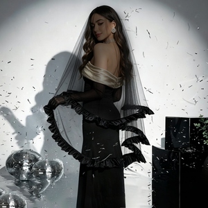 YouLaPan Black Gothic Long Bridal Wedding Veil Suitable for Bachelorette Parties and Costume Balls Without a Hair Comb M41-B - Product Image 2