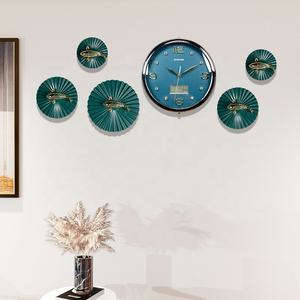 Accesorios de arte para decoración del hogar, piezas de lujo de estilo nórdico moderno, reloj de pared decorativo de concha de Metal - Product Image 2