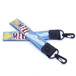 พวงกุญแจผ้าทอปักโลโก้แบบกำหนดเองได้ ไม่มีขั้นต่ำ - Product Image 3