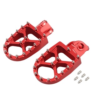 Reposapiés Forjados NiceCNC para BETA <span class=keywords><strong>RR</strong></span> 2T 125 2018, <span class=keywords><strong>RR</strong></span> 2T 250-300 2013-2019, X Trainer 250/300 2015-2022 - Product Image 1