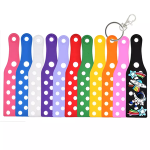 Wholesale Factory <strong>Cheap</strong> Pvc Shoe Decoration <strong>Charms</strong> Custom Rubber Cute Kechain Hole Holder Shoe Flower Keychains - Product Image 2