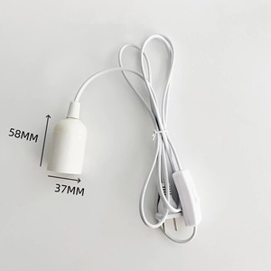 Câble d'alimentation EU 1,8 m avec interrupteur et douille E27 pour ampoules LED suspendues, luminaires et suspensions - Product Image 6