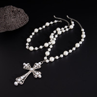 Lot de 2 colliers ras-du-cou tendance pour homme, avec grande croix creuse en perles d'imitation, bijoux fantaisie, cadeaux, colliers perlés