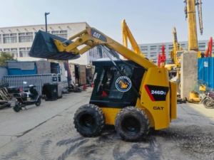 Chargeuse compacte sur pneus Caterpillar Cat 246D d'occasion, 95% neuve, 4x4, petit modèle, prix abordable - Product Image 5