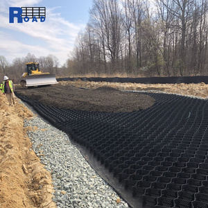 <span class=keywords><strong>Grille</strong></span> de gravier Geocell en plastique HDPE <span class=keywords><strong>noir</strong></span> texturé et perforé pour la construction de routes - Product Image 1