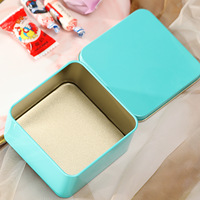 Boîte à dragées carrée en métal polyvalente pour bonbons, biscuits, chocolat, grains de café et feuilles de thé – Rangement créatif en fer blanc