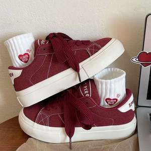 Nuevos Zapatos de Tacón Alto Color Vino Tinto para Mujer, con Diseño Retro Estilo Hong Kong, Punta Redonda y Cierre de Cordones para Otoño/Primavera - Product Image 5