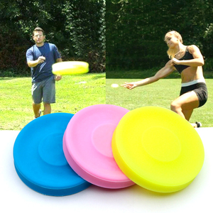 Mini frisbee de sport en plein air, frisbee de plage en silicone à lancer à la main pour adultes et enfants, jeu de frisbee amusant - Product Image 3