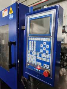 Máquina automática de inyección de <span class=keywords><strong>segunda</strong></span> <span class=keywords><strong>mano</strong></span>, peine de plástico/pinza de pelo, máquina de moldeo por inyección con precio barato - Product Image 2