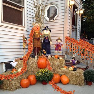 Guirlandes artificielles d'érable à 30 feuilles, bande de fleurs en soie rouge pour décorations de mariage, de fête et d'Halloween - Product Image 2