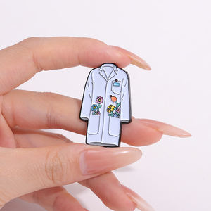 Bata de laboratorio médico esmalte Pin Doctor enfermera uniforme broche solapa insignia dibujos animados salud joyería regalo al por mayor - Product Image 4