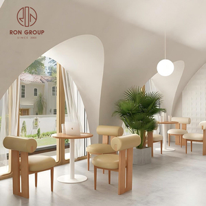 Tables carrées en bois avec pieds en colonne blanche et chaises rembourrées beige à dossier haut, ensemble de meubles pour restaurant, café, salon de thé - Product Image 5