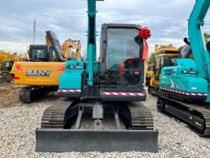 รถขุด KOBELCO รุ่น SK75-8 มือสอง น้ำหนัก 6.85 ตัน เครื่องยนต์ Isuzu พร้อมปั๊ม สำหรับงานโครงสร้างพื้นฐานในเมือง - Product Image 4