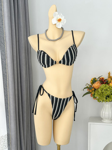 Bikini de Dos Piezas con Top de Tubo y Rayas Sexys Estilo Europeo y Americano 2026, con Cordones, para Vacaciones en la Playa - Product Image 5