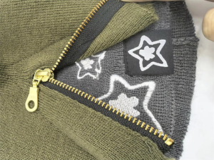 <span class=keywords><strong>Bonnet</strong></span> épais et chaud en tricot avec fermeture éclair, logo personnalisé, cache-visage d'hiver unisexe, vente en gros OEM, broderie - Product Image 4