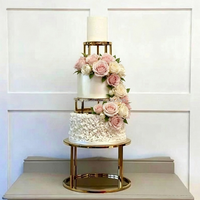 Support à gâteau carré en fer plaqué or de luxe, plateau de présentation de desserts, centre de table pour anniversaire, mariage, banquet, fête