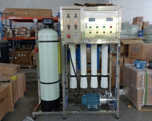 Sistema de Ósmosis Inversa de 500 LPH, Desalinizador Marino Resistente a la Corrosión, Equipo de Desalinización de Agua de Mar que Produce Agua Dulce - Product Image 3