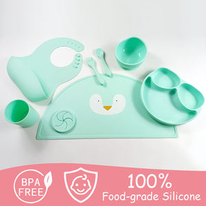 Ensemble de vaisselle écologique pour tout-petits, motif mignon, tapis d'éveil, assiette repartie, bol lavable, gobelet à collation non toxique avec cuillère-fourchette - Product Image 1