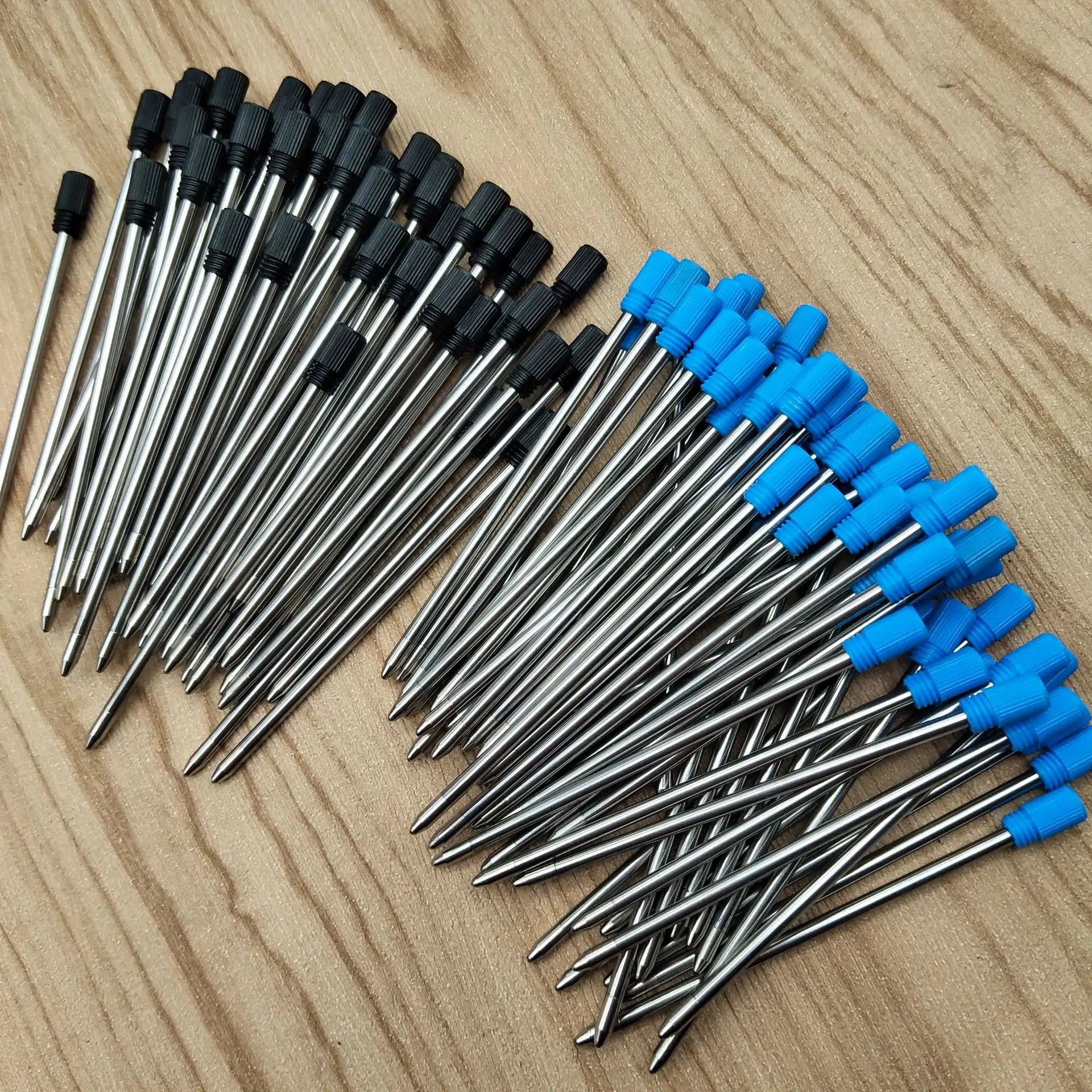 Bulk 7Cm Korte Balpen Vullingen Metallic Blauw Zwart Inkt Vervangbare D1 Fijne Punt Pen Vullingen Voor Kralen Pen Diy Lege Pen