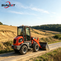 Petite chargeuse télescopique 4x4, capacité de charge nominale pour le nettoyage des cours, le transport agricole et l'élimination des débris sur les chantiers