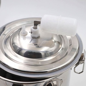 Machine à traire automatique portable Xm5561 pour chèvres, moutons, buffles, chameaux et juments – Équipement agricole - Product Image 3