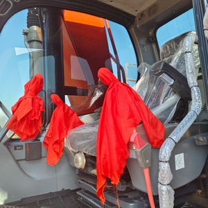 รถขุด DOOSAN DX300LC-9C มือสอง สภาพดี ราคาสุดคุ้ม สำหรับงานก่อสร้างที่อยู่อาศัย รถขุด Doosan 360 มือสอง - Product Image 6